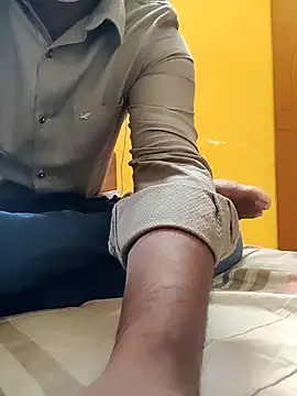 Snapshot of rashnak chatting on 03/09/25, 06:28 rashnak online show from 03/09/25, 06:28