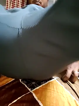 Snapshot of rashnak chatting on 09/26/25, 05:39 rashnak online show from 09/26/25, 05:39