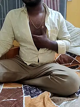 Snapshot of rashnak chatting on 11/19/25, 04:51 rashnak online show from 11/19/25, 04:51