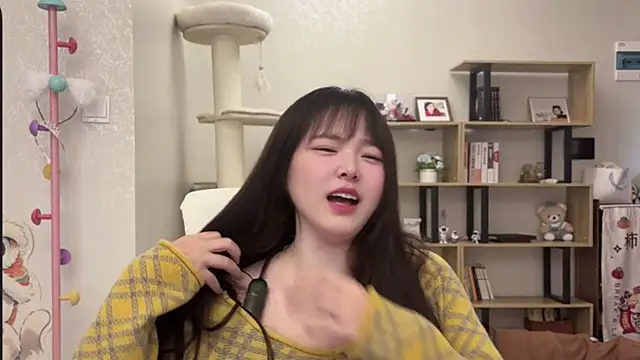 Chenjing0 online show from 12/02/25, 04:07