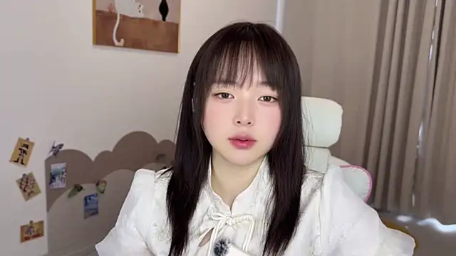 Chenjing0 online show from 04/08/26, 04:56