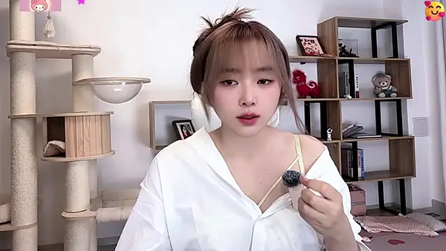 Chenjing0 online show from 07/01/26, 12:40
