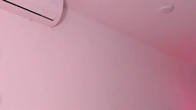 LiaCathaleya online show from 09/18/25, 03:03