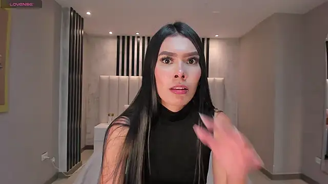 NiaSalvatore online show from 02/26/25, 11:26