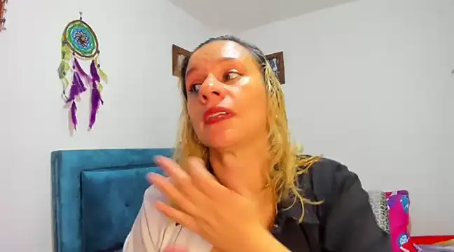 sofi saliva2511 online show from 03/10/25, 06:23