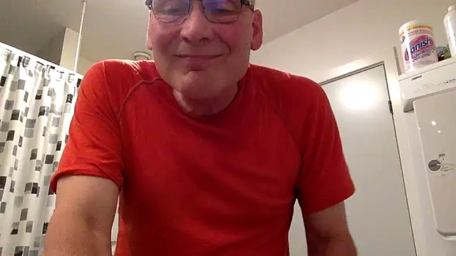 Snapshot of Parleg2 chatting on 07/24/26, 07:56 Parleg2 online show from 07/24/26, 07:56