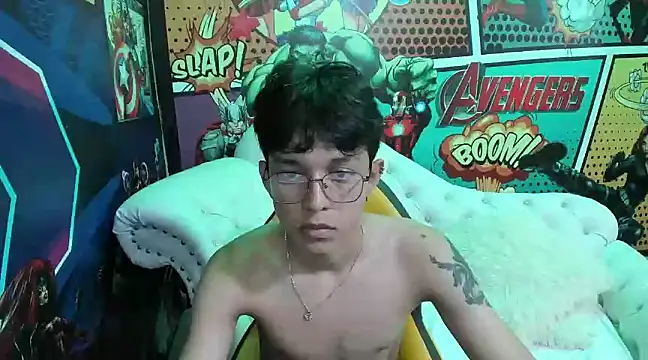 Snapshot of jisuscat chatting on 01/19/25, 10:06 jisuscat online show from 01/19/25, 10:06