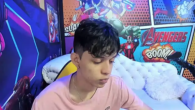 Snapshot of jisuscat chatting on 02/12/25, 04:00 jisuscat online show from 02/12/25, 04:00