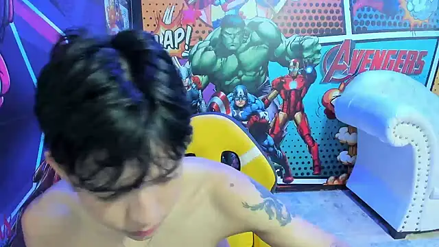 Snapshot of jisuscat chatting on 02/13/25, 04:28 jisuscat online show from 02/13/25, 04:28