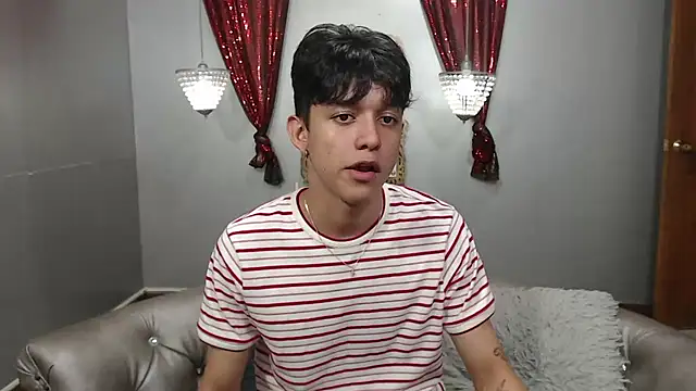 Snapshot of jisuscat chatting on 03/10/25, 07:10 jisuscat online show from 03/10/25, 07:10