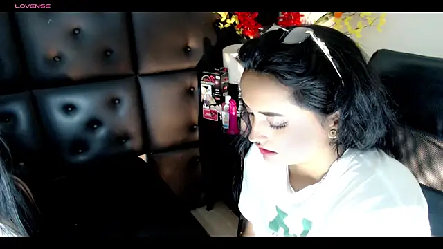 Carolaine01 online show from 01/30/25, 09:04