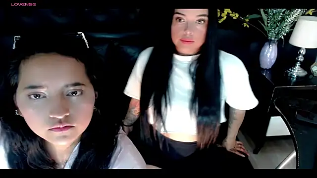 Carolaine01 online show from 02/05/25, 09:29