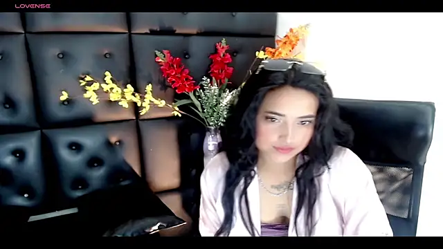 Carolaine01 online show from 02/09/25, 08:45