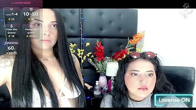 Carolaine01 online show from 03/18/25, 10:04