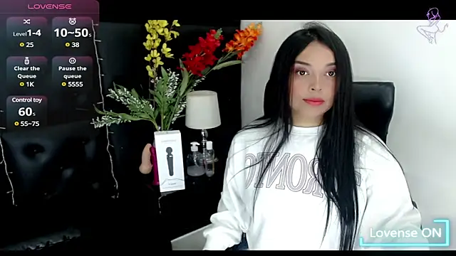 Carolaine01 online show from 03/20/25, 04:20