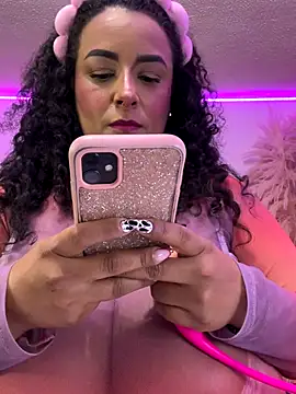 ariadna cooper online show from 10/19/25, 04:24