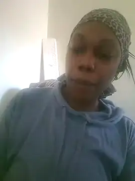 Snapshot of Looking4Jerries chatting on 01/05/25, 04:59 Looking4Jerries online show from 01/05/25, 04:59