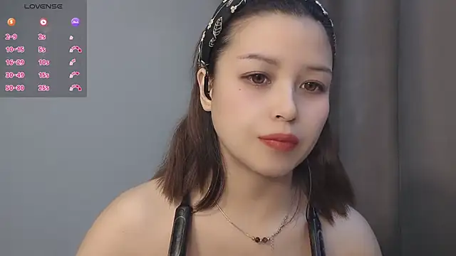 Lucky-xiuxiu online show from 12/03/25, 01:53