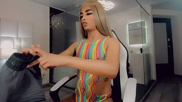 Gisele fox online show from 03/06/25, 10:36