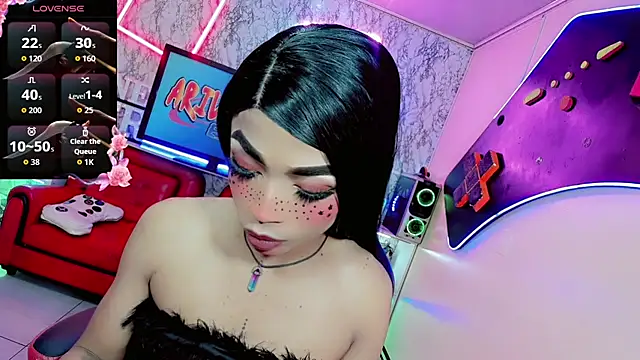 Gisele fox online show from 12/18/25, 07:31