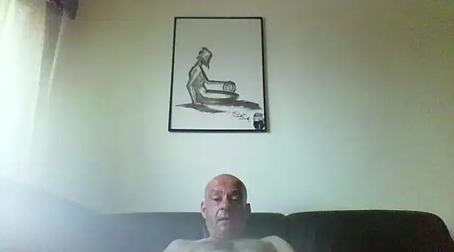 Snapshot of horndude187187 chatting on 01/12/25, 02:30 horndude187187 online show from 01/12/25, 02:30