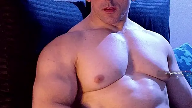 Snapshot of life_warrior chatting on 02/18/25, 12:04 life warrior online show from 02/18/25, 12:04