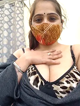 shreya1765 online show from 12/18/25, 04:18