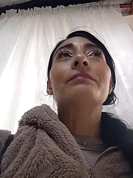 BELLA--26 online show from 02/13/25, 08:03