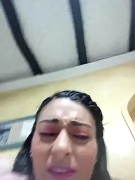 BELLA--26 online show from 02/15/25, 11:36