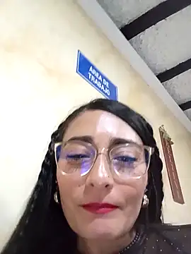 BELLA--26 online show from 02/22/25, 11:24