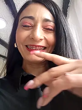 BELLA--26 online show from 02/28/25, 03:26