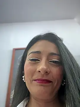 BELLA--26 online show from 01/06/26, 01:48