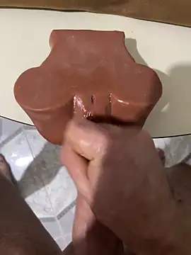 salahjode4325 online show from 11/04/25, 08:35