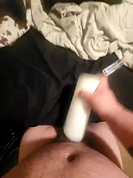 Snapshot of thickdaddy10 chatting on 03/14/25, 07:23 thickdaddy10 online show from 03/14/25, 07:23