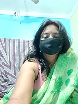 Snapshot of _MilkyBar chatting on 01/25/25, 08:00 MilkyBar online show from 01/25/25, 08:00