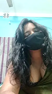 Snapshot of _MilkyBar chatting on 02/15/25, 08:22 MilkyBar online show from 02/15/25, 08:22