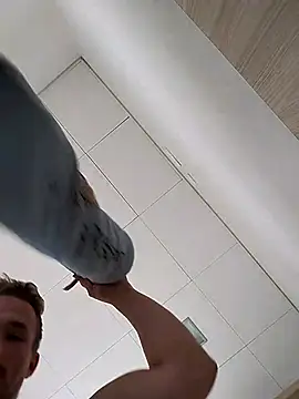 frankthefuck69 online show from 10/13/25, 10:48