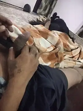 MAGNETICDADDY8 online show from 10/29/25, 09:49