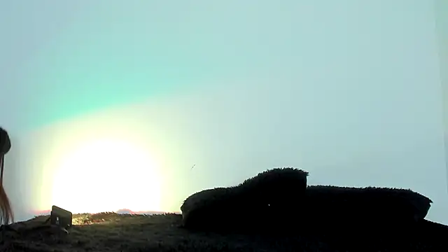 Laurensmith9 online show from 10/15/25, 01:00