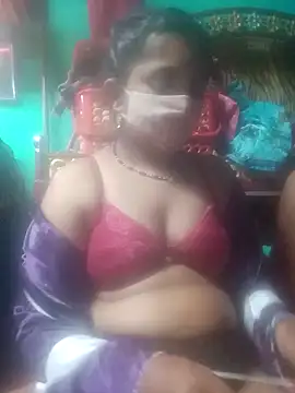 YourHotRandi online show from 03/08/26, 06:12