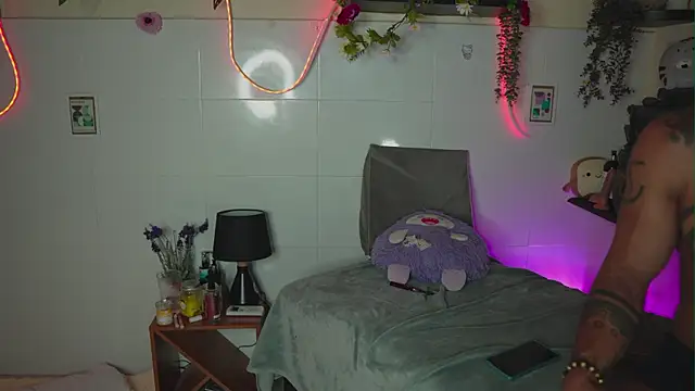 bri cullen online show from 05/18/26, 11:49