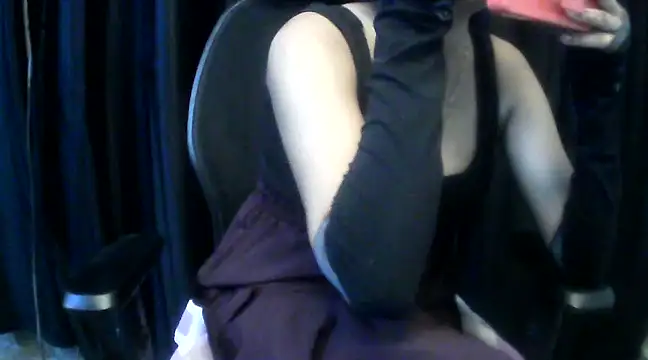 Snapshot of hot-niti chatting on 02/23/25, 08:33 hot-niti online show from 02/23/25, 08:33