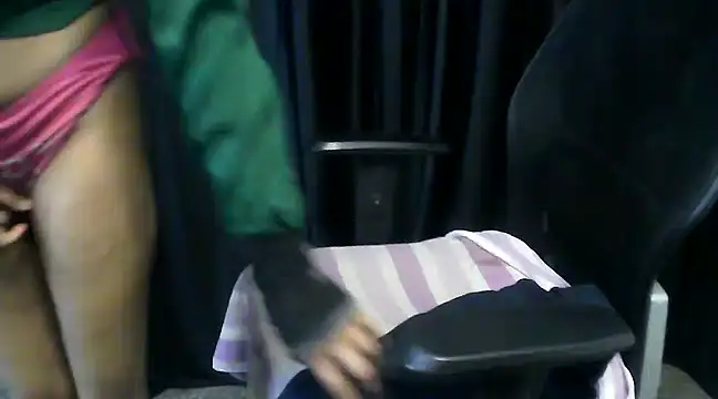 Snapshot of hot-niti chatting on 03/09/25, 10:52 hot-niti online show from 03/09/25, 10:52