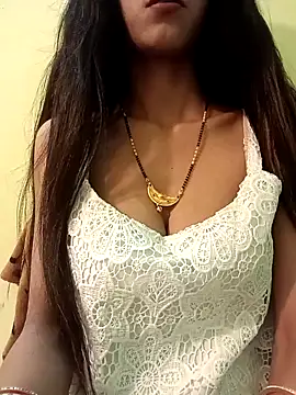 Snapshot of Stripper_Maahi chatting on 02/12/25, 09:52 Stripper Maahi online show from 02/12/25, 09:52