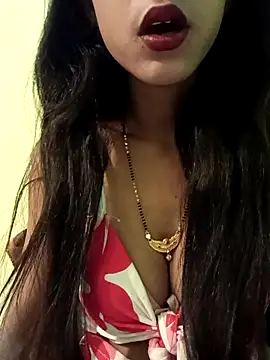 Snapshot of Stripper_Maahi chatting on 03/02/25, 08:48 Stripper Maahi online show from 03/02/25, 08:48