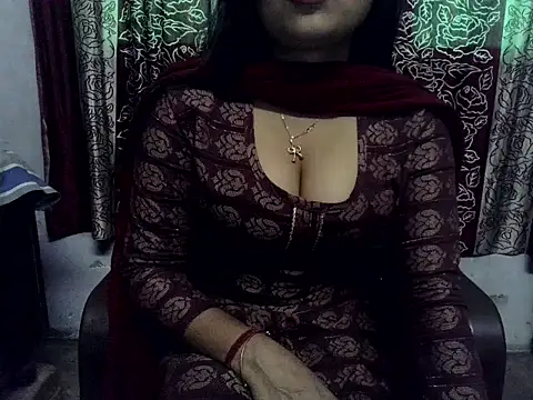 SIYA MAVI online show from 03/03/26, 03:56