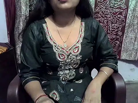 SIYA MAVI online show from 04/25/26, 02:14