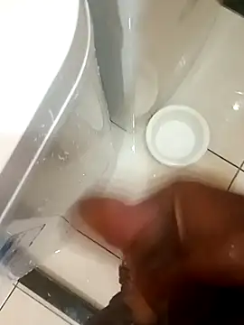 rodrig2107 online show from 02/25/26, 12:53