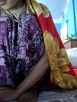 124pakhi online show from 12/04/25, 04:11