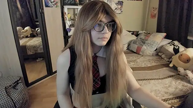 Snapshot of alexiamaleax chatting on 05/10/26, 12:27 alexiamaleax online show from 05/10/26, 12:27